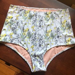 Kortni Jeane Wildflower Bottoms